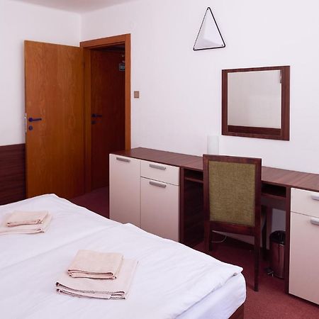 Hotel Echo Братислава Екстериор снимка