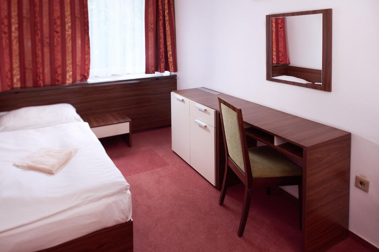 Hotel Echo Братислава Екстериор снимка