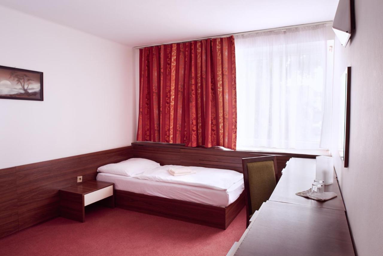 Hotel Echo Братислава Екстериор снимка